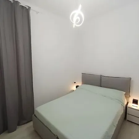 Melody Breeze Apartments-sanremo *